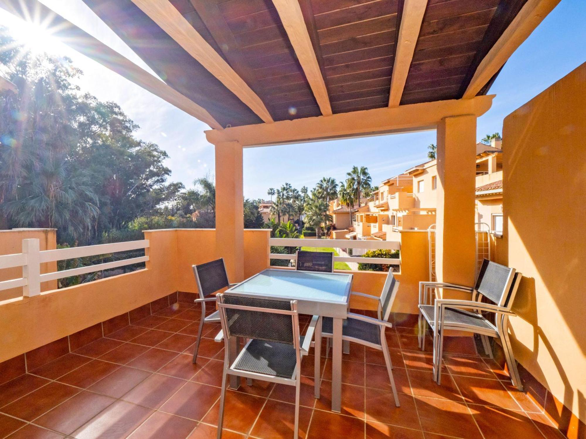 Cubo's Cabopino Apartment *